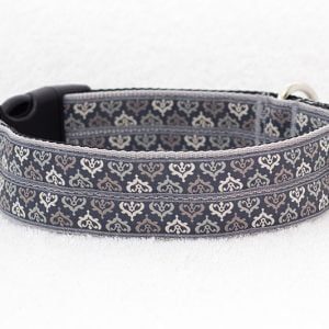 grijze hondenhalsband - halsband hond – hondenhalsbanden – handgemaakte halsbanden