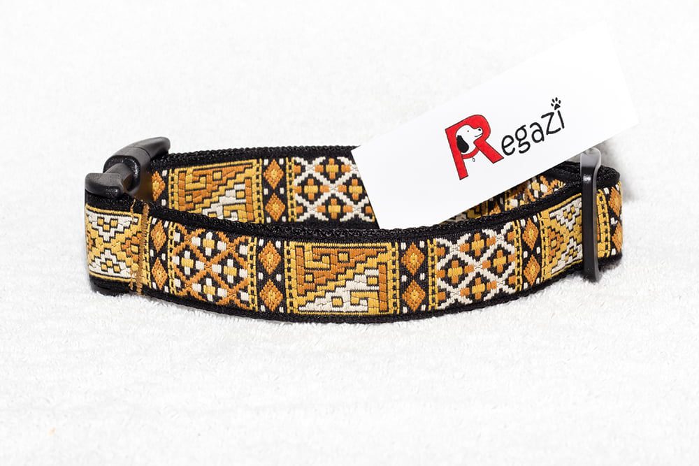 beige hondenhalsband nylon - vrolijke halsbanden handgemaakt – halsband hond – honden halsband
