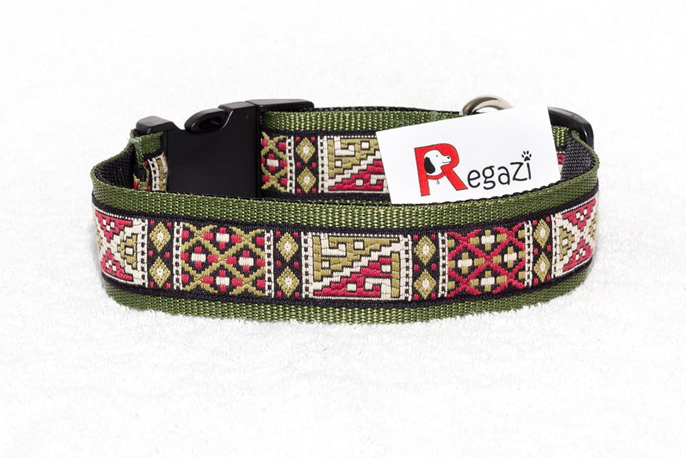 olijfgroene halsband hond - vrolijke halsbanden handgemaakt – hondenhalsband– honden halsband