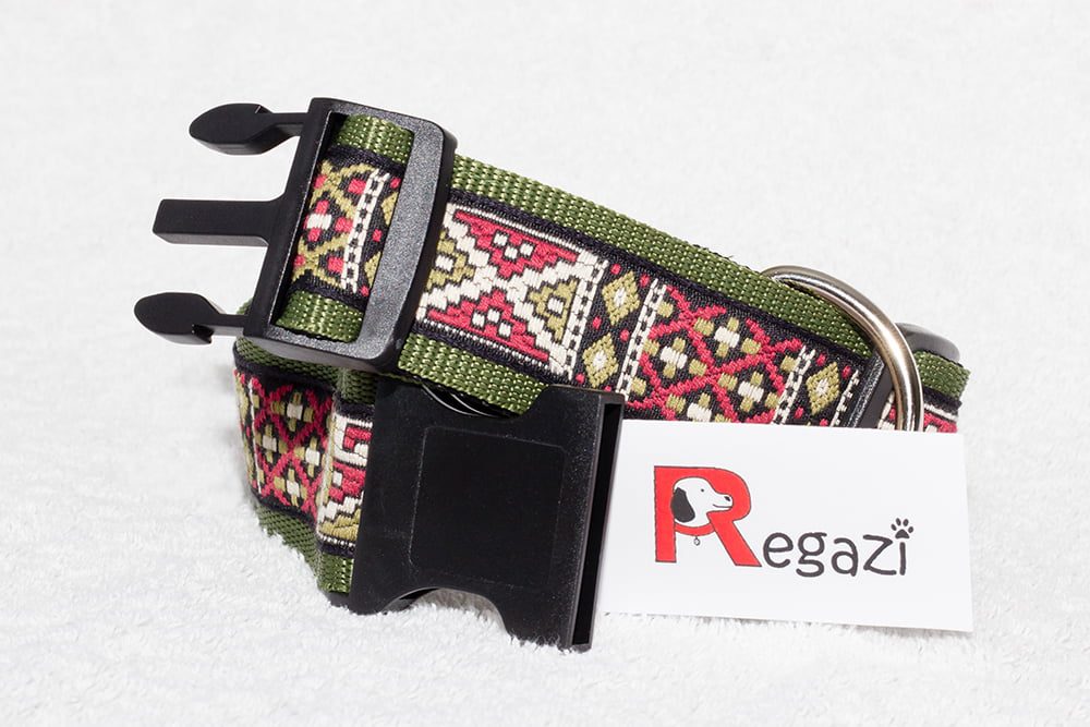 olijfgroene halsband hond - vrolijke halsbanden handgemaakt – hondenhalsband– honden halsband
